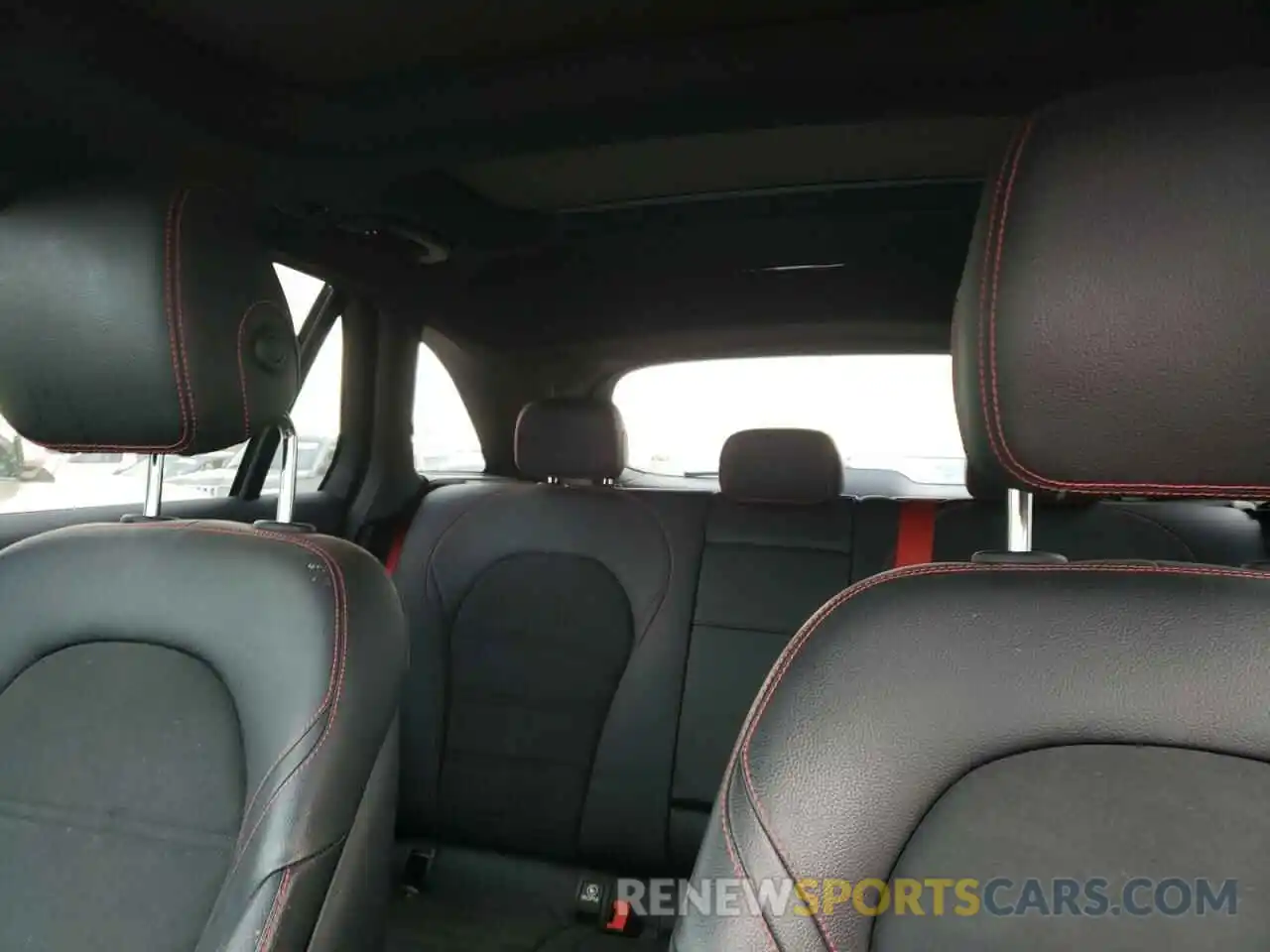 10 Photograph of a damaged car WDC0G6EB5KF544626 MERCEDES-BENZ GLC-CLASS 2019