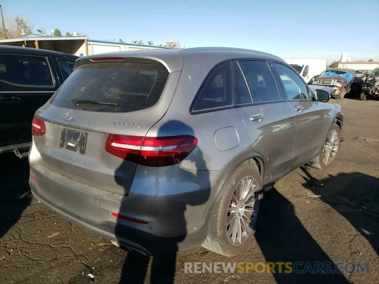 4 Photograph of a damaged car WDC0G6EB8KF513094 MERCEDES-BENZ GLC-CLASS 2019