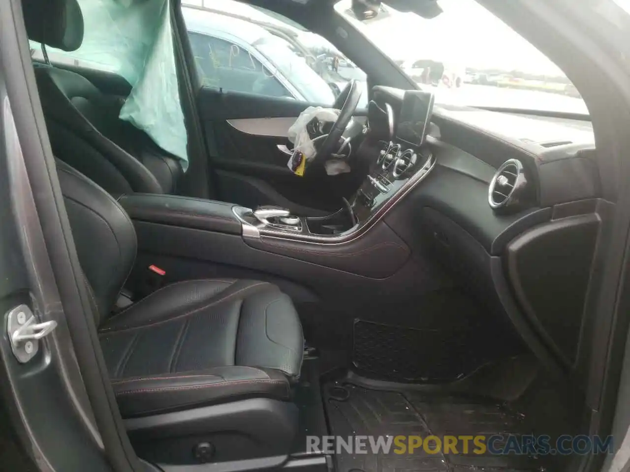 5 Photograph of a damaged car WDC0G6EB8KF523494 MERCEDES-BENZ GLC-CLASS 2019