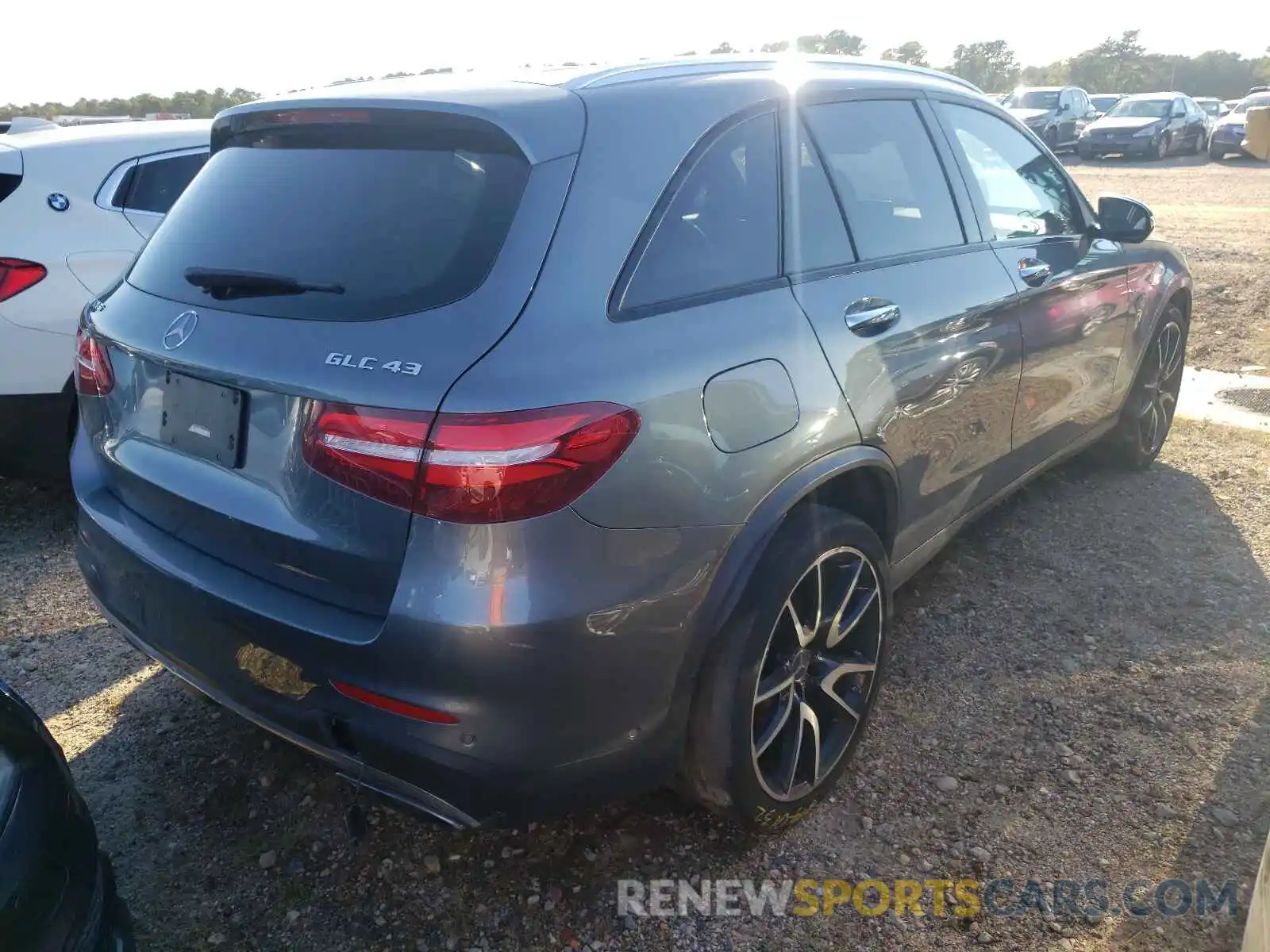 4 Photograph of a damaged car WDC0G6EB9KF584028 MERCEDES-BENZ GLC-CLASS 2019