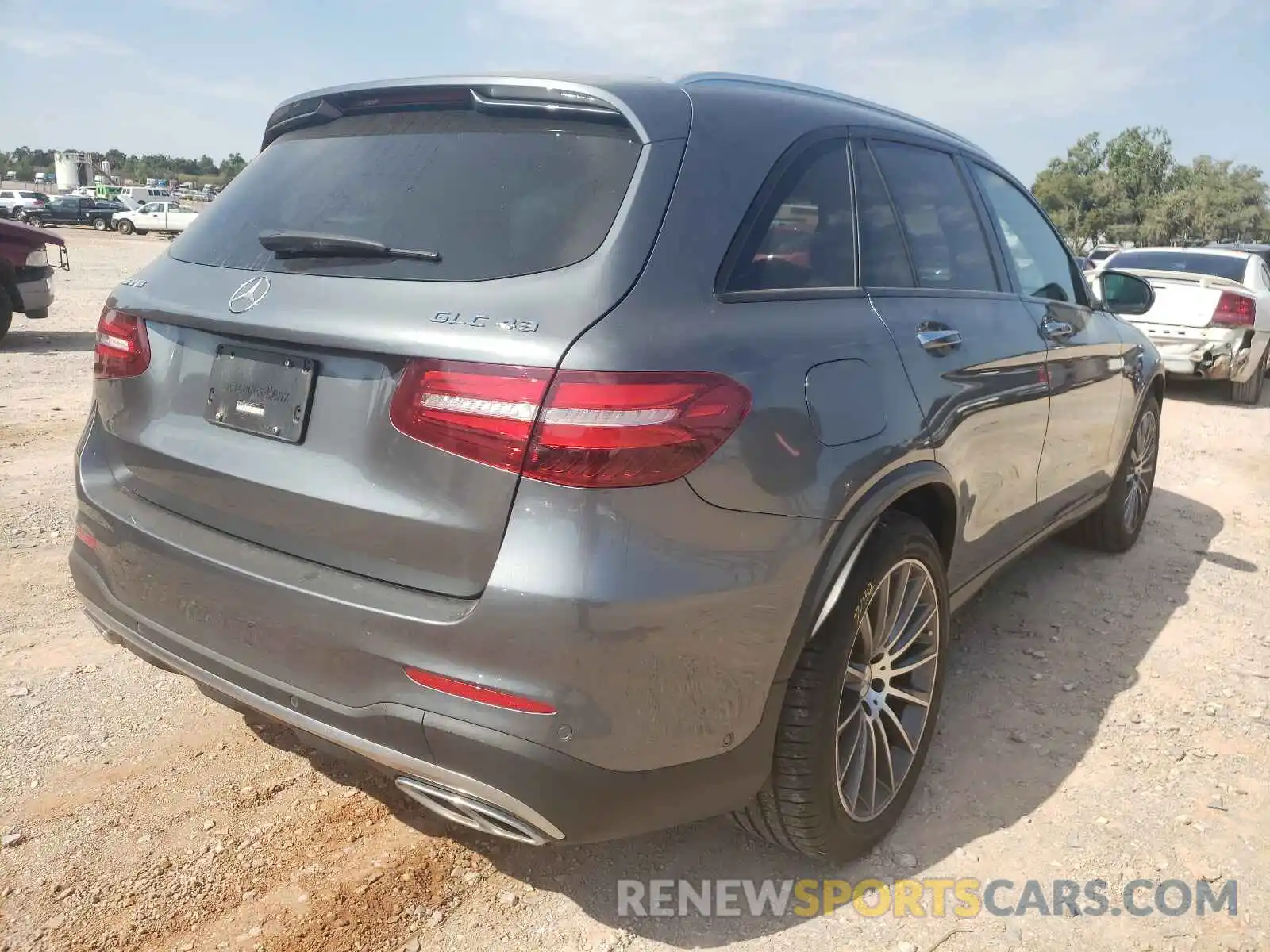 4 Photograph of a damaged car WDC0G6EBXKF607297 MERCEDES-BENZ GLC-CLASS 2019