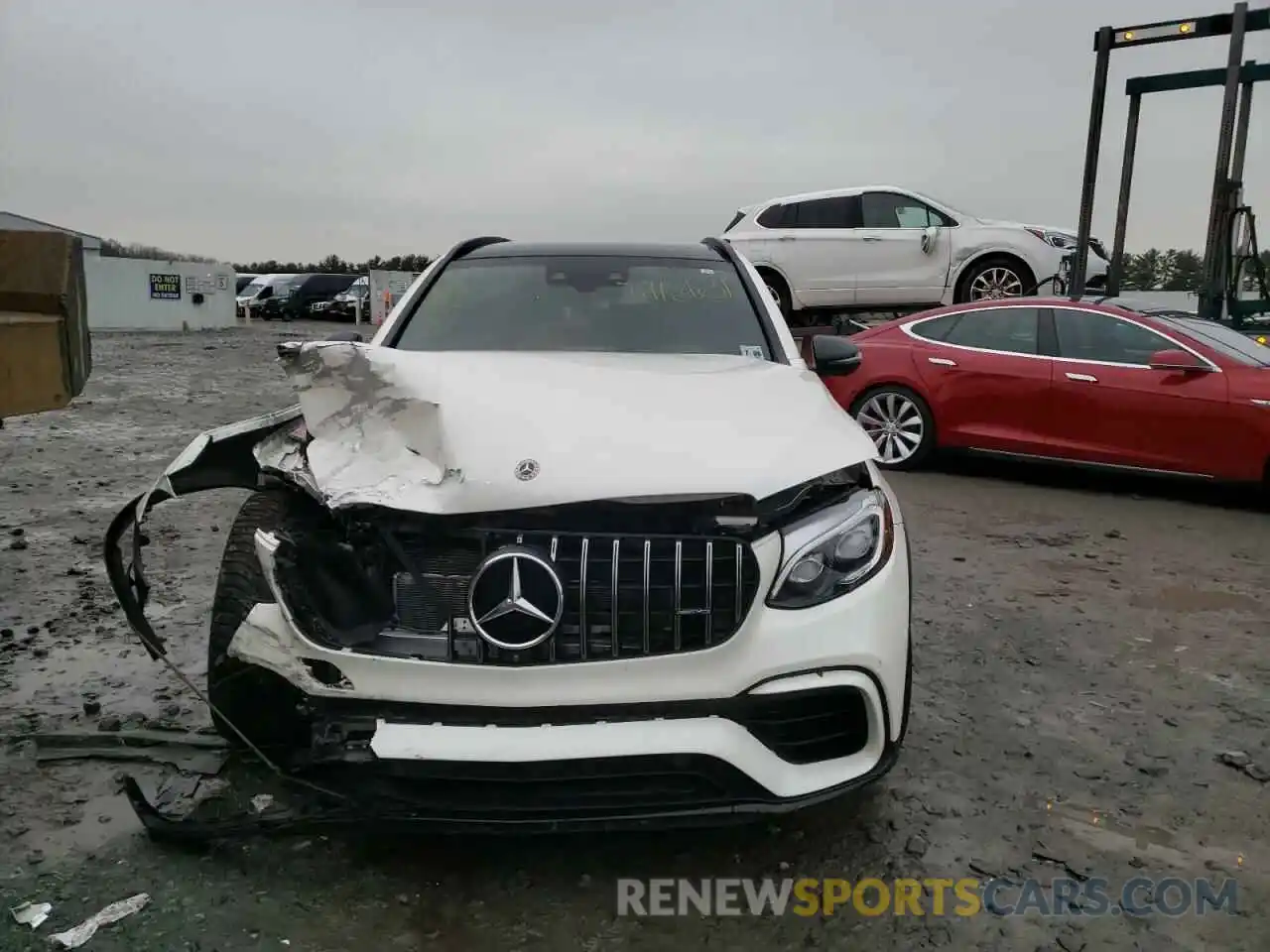 9 Photograph of a damaged car WDC0G8JB0KF559262 MERCEDES-BENZ GLC-CLASS 2019