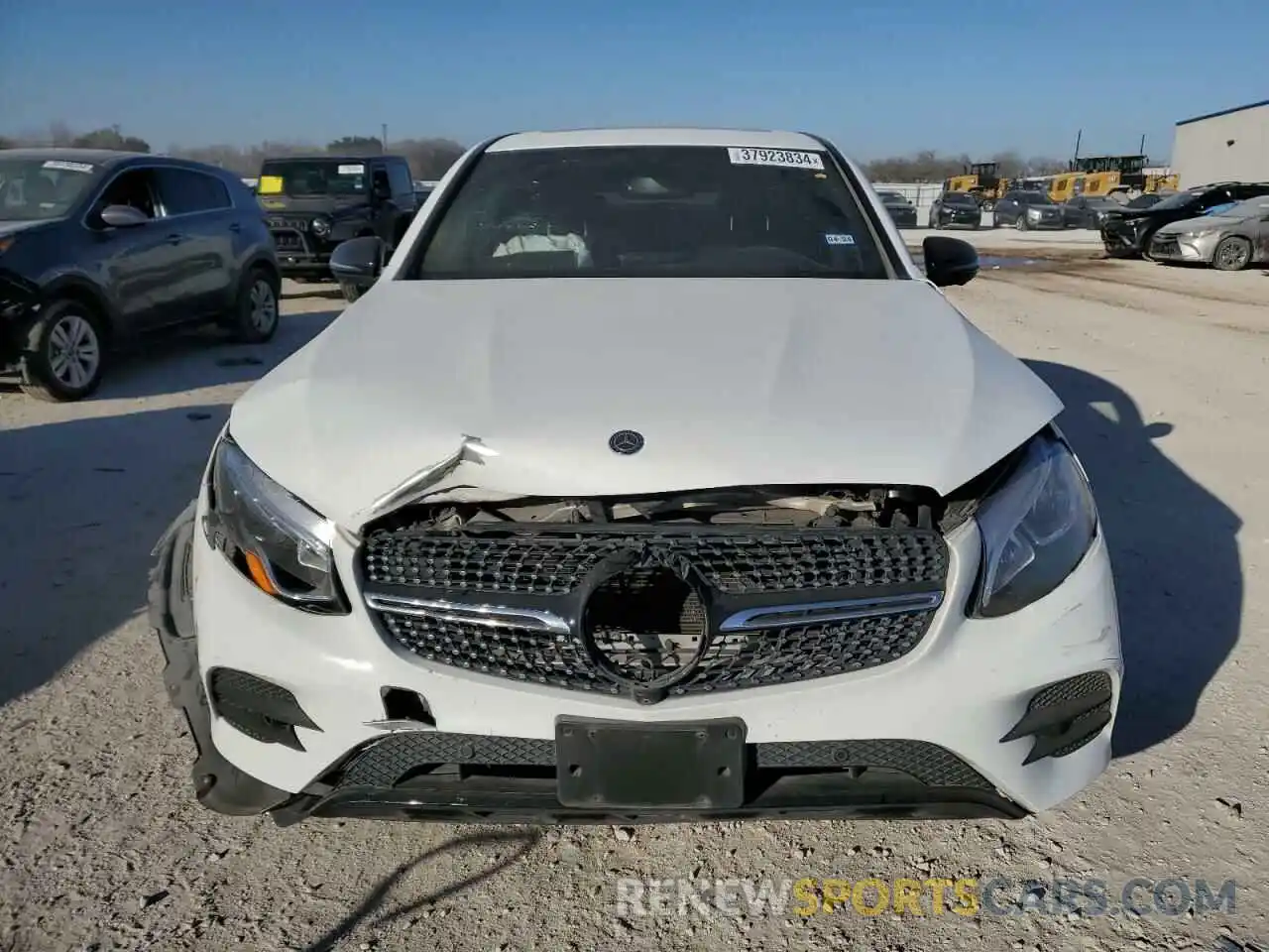 5 Photograph of a damaged car WDC0J4KB0KF497774 MERCEDES-BENZ GLC-CLASS 2019