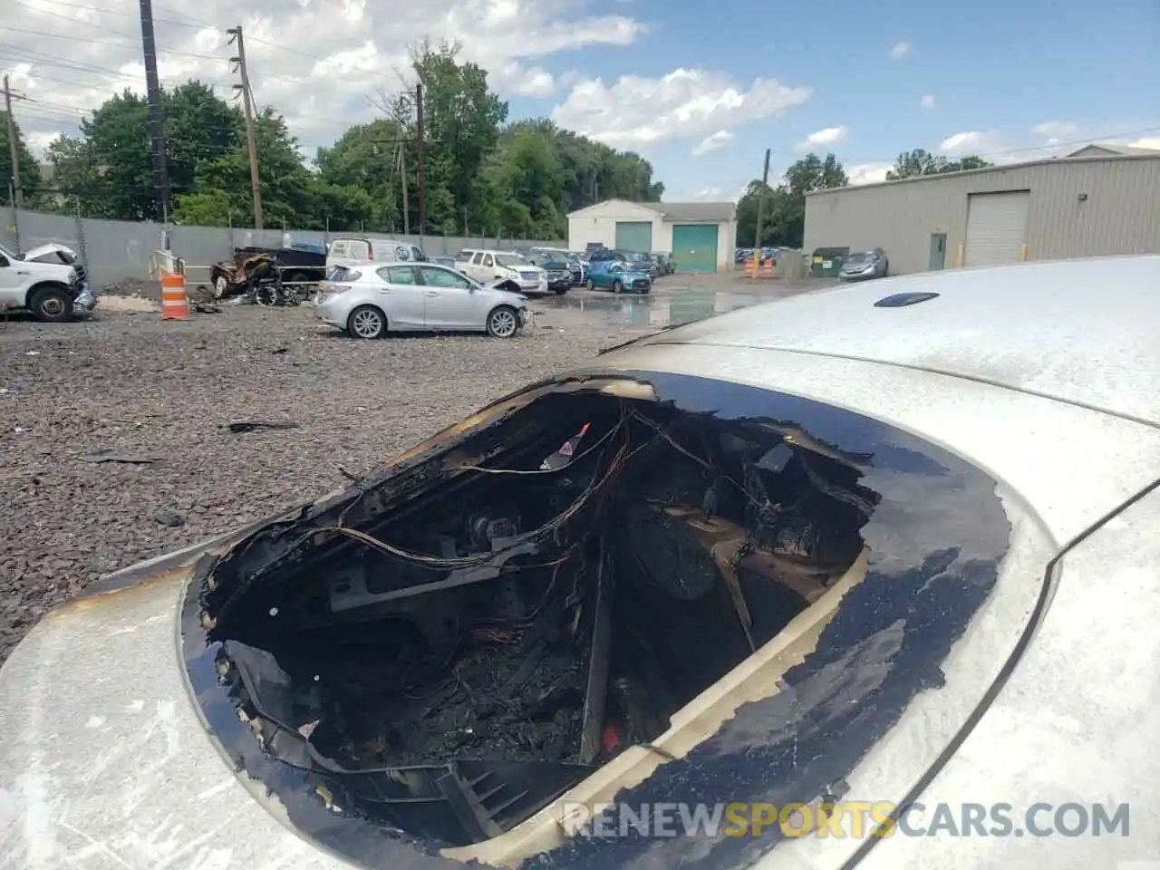 9 Photograph of a damaged car WDC0J4KB1KF558503 MERCEDES-BENZ GLC-CLASS 2019