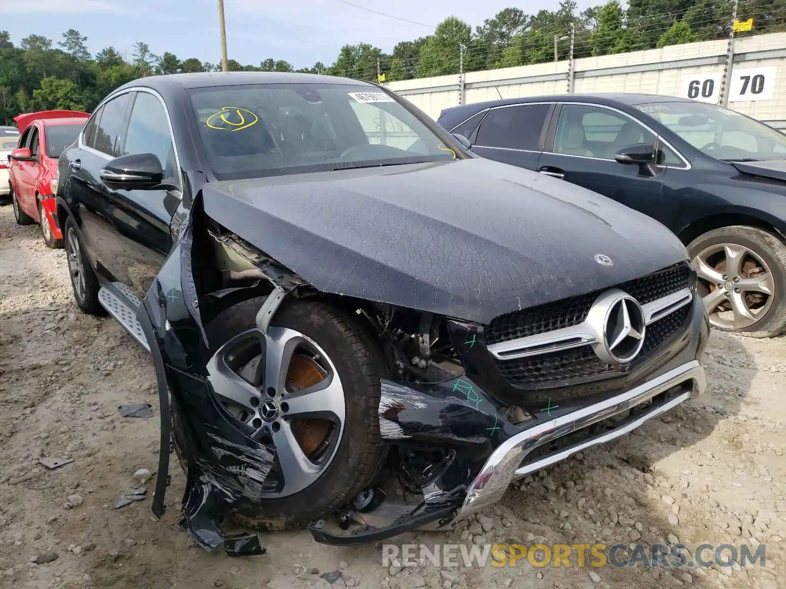 1 Photograph of a damaged car WDC0J4KB2KF563077 MERCEDES-BENZ GLC-CLASS 2019