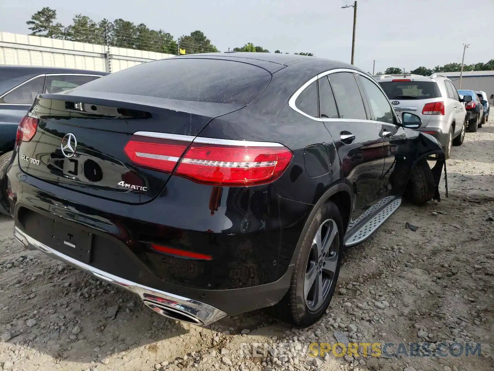 4 Photograph of a damaged car WDC0J4KB2KF563077 MERCEDES-BENZ GLC-CLASS 2019