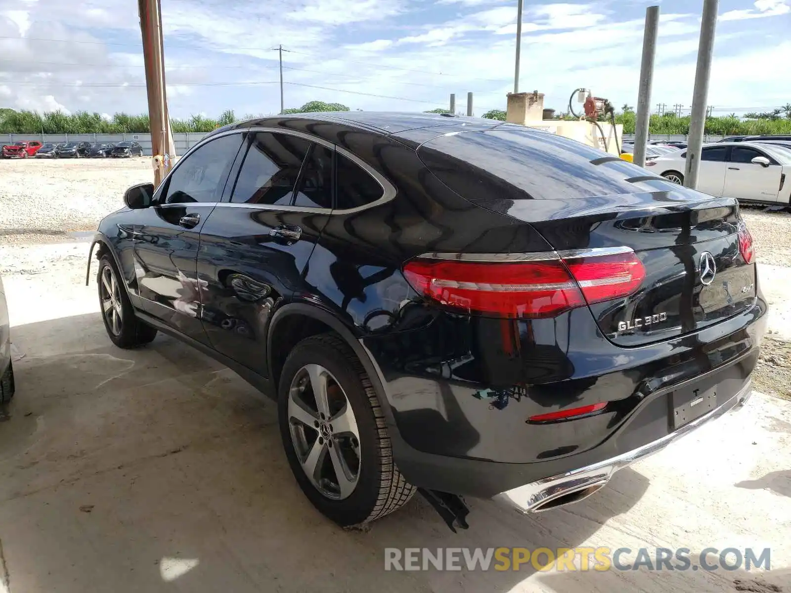 3 Photograph of a damaged car WDC0J4KB5KF572453 MERCEDES-BENZ GLC-CLASS 2019