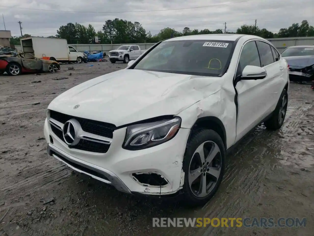 2 Photograph of a damaged car WDC0J4KB5KF662864 MERCEDES-BENZ GLC-CLASS 2019