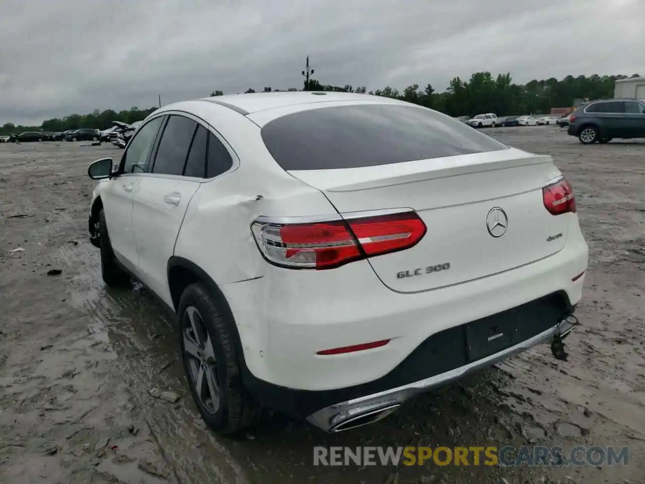 3 Photograph of a damaged car WDC0J4KB5KF662864 MERCEDES-BENZ GLC-CLASS 2019