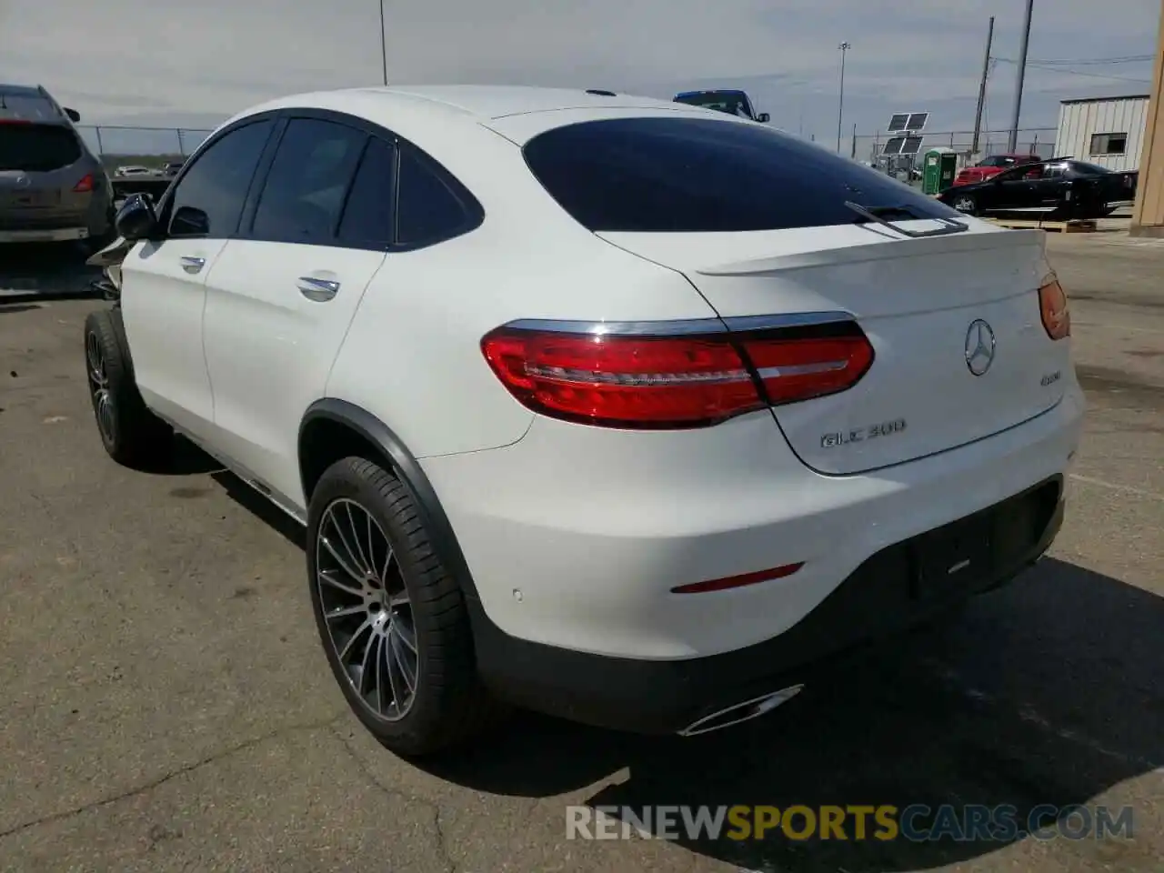 3 Photograph of a damaged car WDC0J4KB6KF669113 MERCEDES-BENZ GLC-CLASS 2019