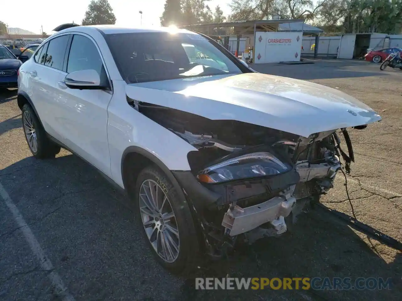 1 Photograph of a damaged car WDC0J4KB8KF512618 MERCEDES-BENZ GLC-CLASS 2019