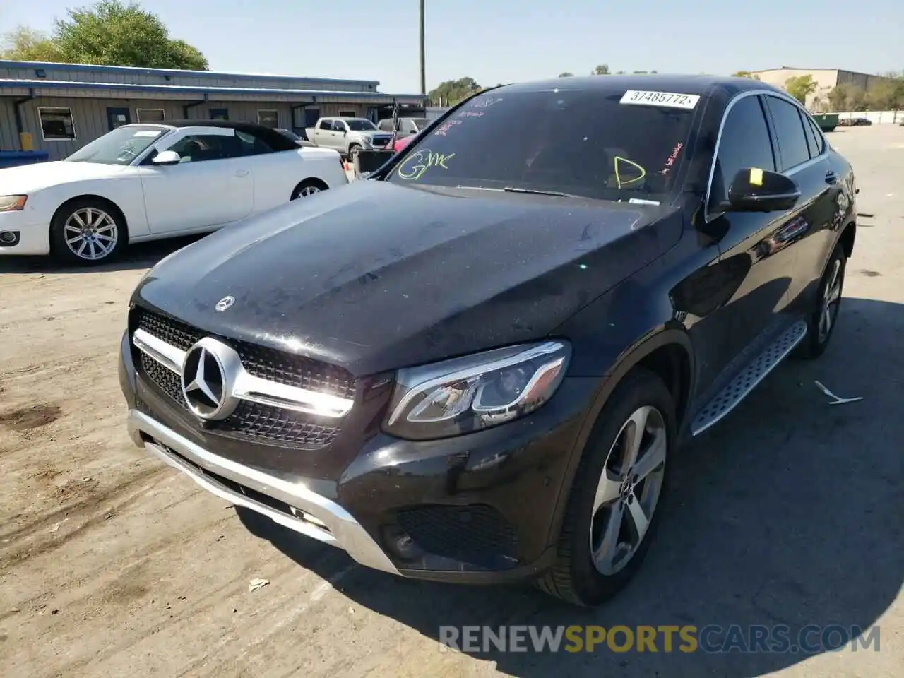 2 Photograph of a damaged car WDC0J4KB8KF569787 MERCEDES-BENZ GLC-CLASS 2019