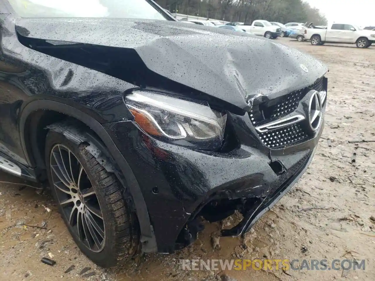 9 Photograph of a damaged car WDC0J4KB9KF624120 MERCEDES-BENZ GLC-CLASS 2019