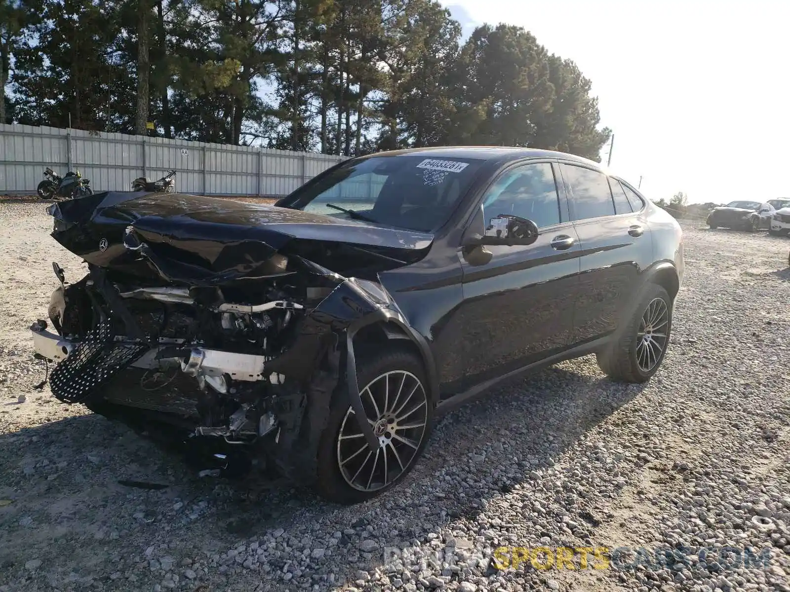 2 Photograph of a damaged car WDC0J4KBXKF636986 MERCEDES-BENZ GLC-CLASS 2019