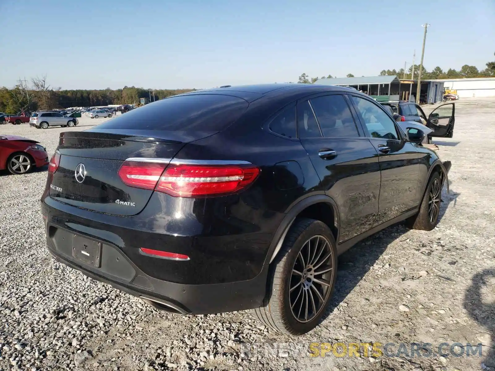 4 Photograph of a damaged car WDC0J4KBXKF636986 MERCEDES-BENZ GLC-CLASS 2019