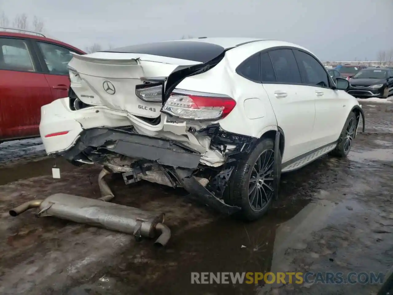 4 Photograph of a damaged car WDC0J6EB1KF498875 MERCEDES-BENZ GLC-CLASS 2019