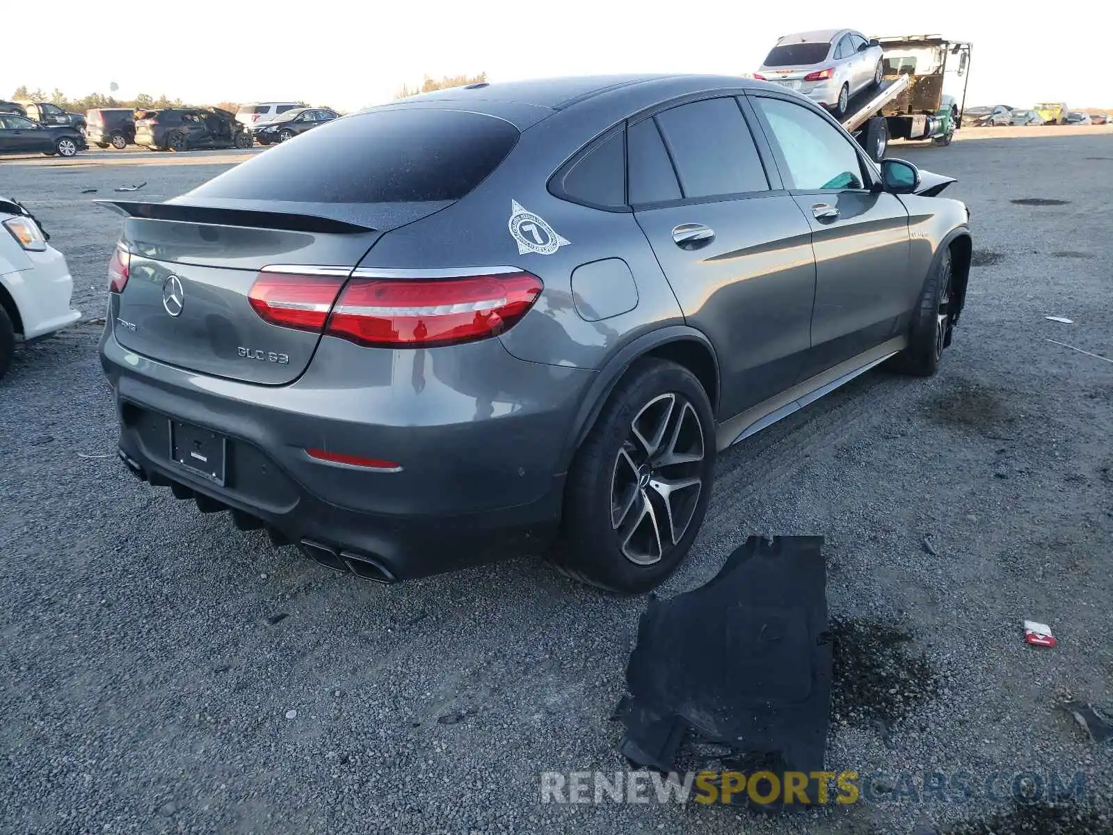 4 Photograph of a damaged car WDC0J8JB5KF568721 MERCEDES-BENZ GLC-CLASS 2019