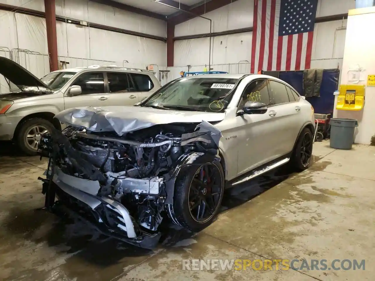 2 Photograph of a damaged car WDC0J8KB6KF500233 MERCEDES-BENZ GLC-CLASS 2019