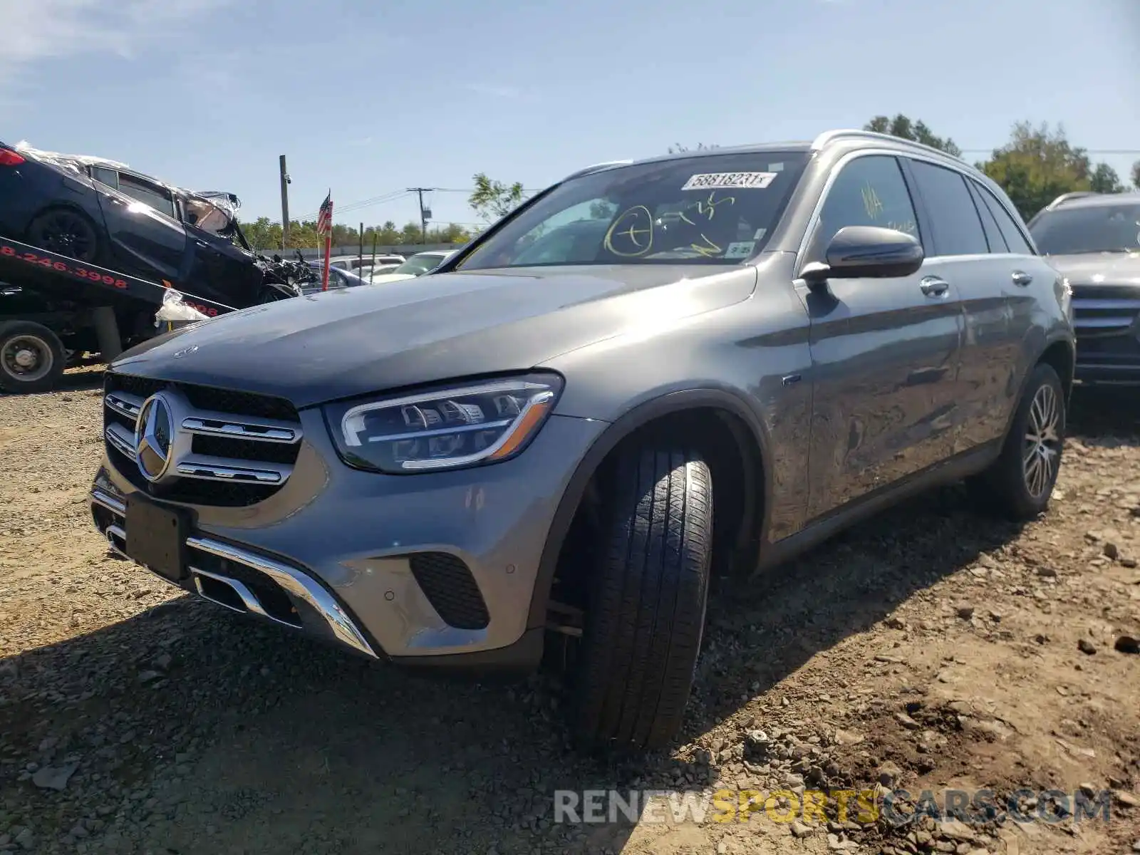 2 Photograph of a damaged car W1N0G5DB7LF816167 MERCEDES-BENZ GLC-CLASS 2020