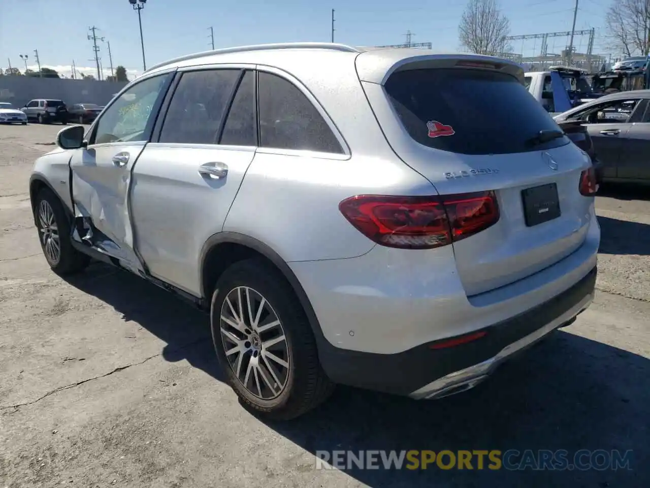 3 Photograph of a damaged car W1N0G5DB8LF778397 MERCEDES-BENZ GLC-CLASS 2020