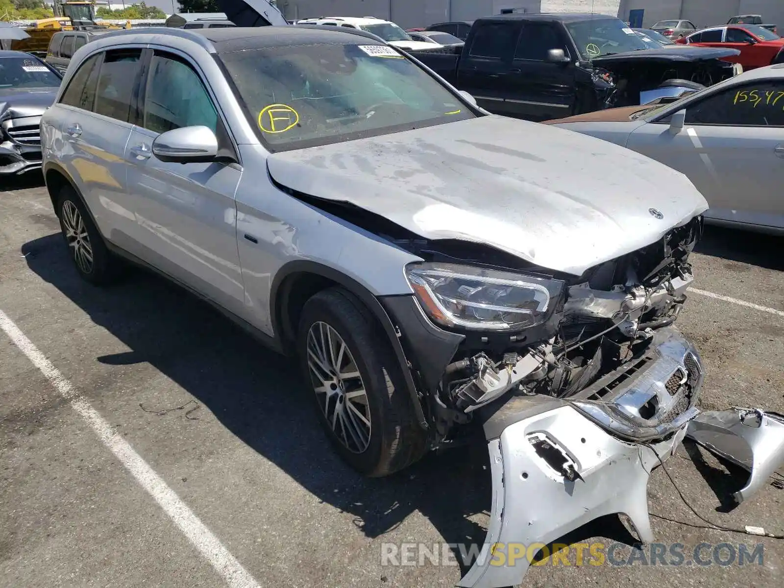 1 Photograph of a damaged car W1N0G5DBXLF777915 MERCEDES-BENZ GLC-CLASS 2020