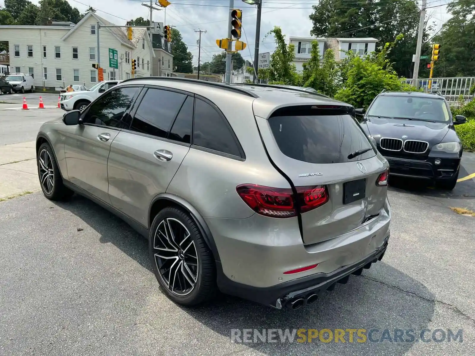 3 Photograph of a damaged car W1N0G6EB5LF806659 MERCEDES-BENZ GLC-CLASS 2020