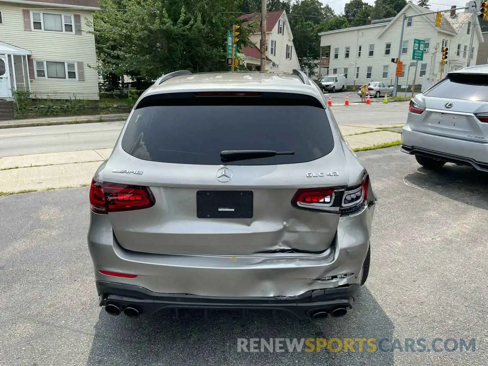 5 Photograph of a damaged car W1N0G6EB5LF806659 MERCEDES-BENZ GLC-CLASS 2020