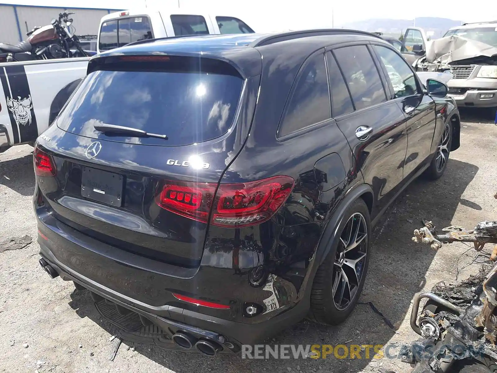 4 Photograph of a damaged car W1N0G6EBXLF786022 MERCEDES-BENZ GLC-CLASS 2020