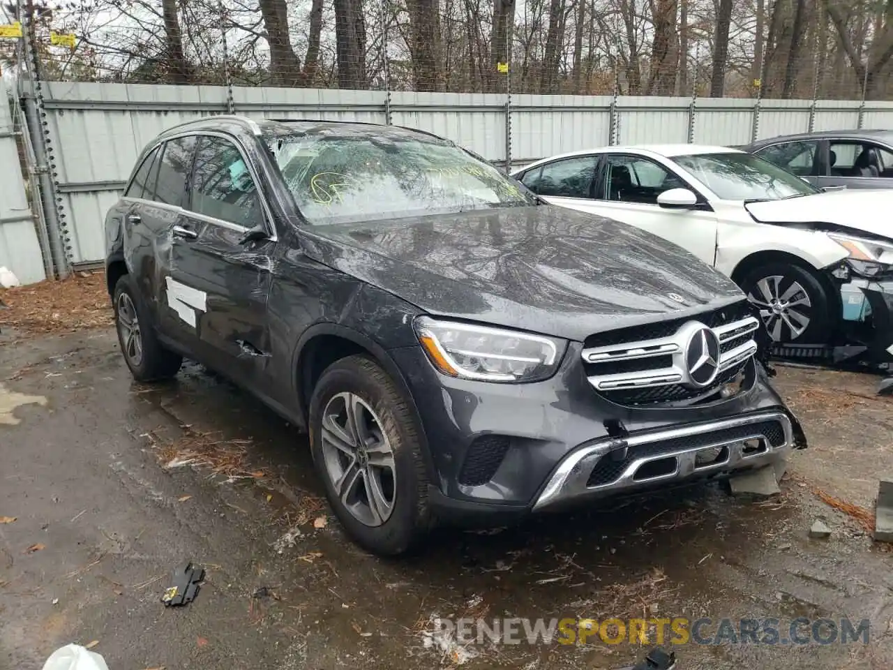 1 Photograph of a damaged car W1N0G8DB1LF791428 MERCEDES-BENZ GLC-CLASS 2020