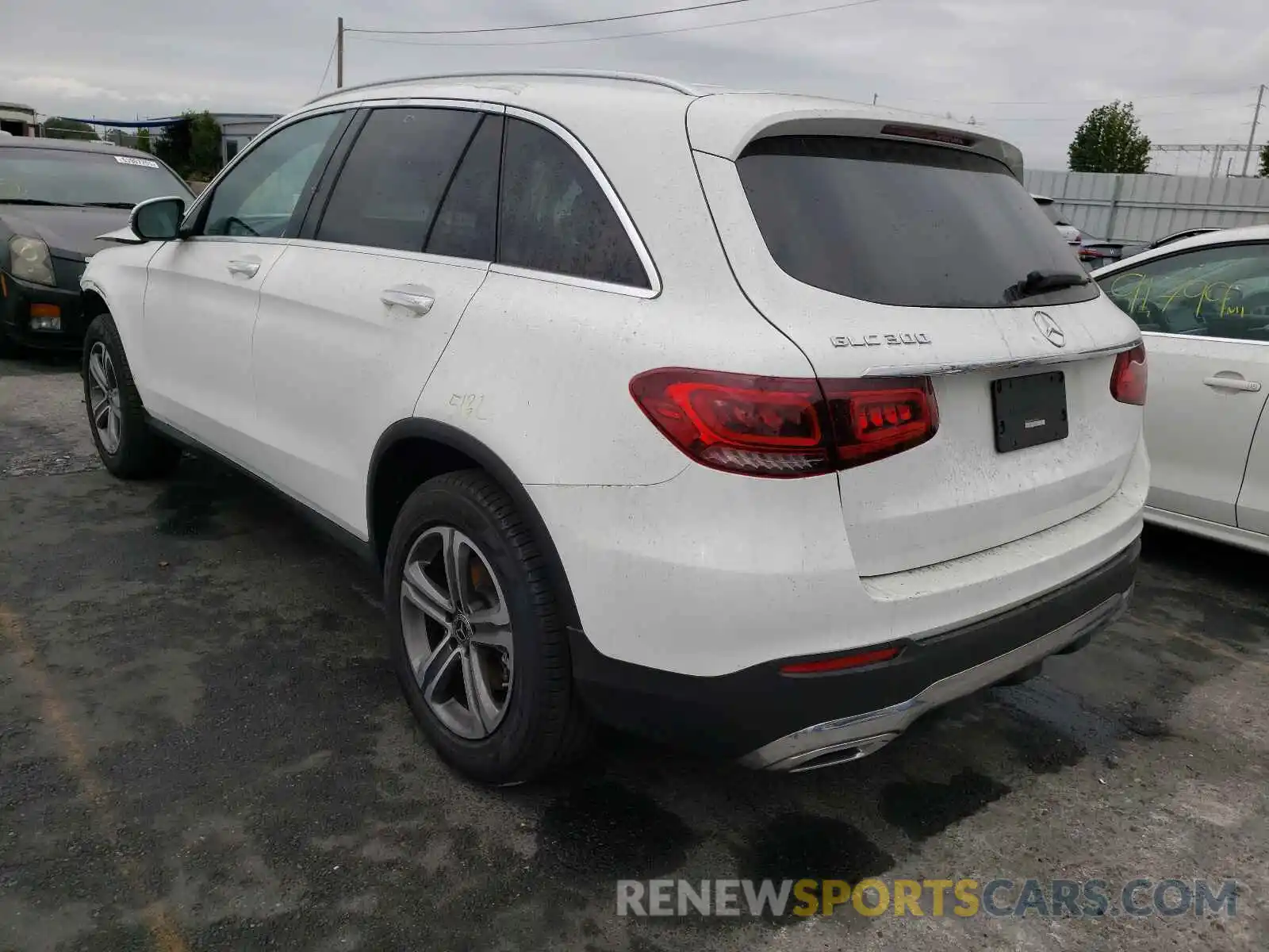 3 Photograph of a damaged car W1N0G8DB1LF837985 MERCEDES-BENZ GLC-CLASS 2020