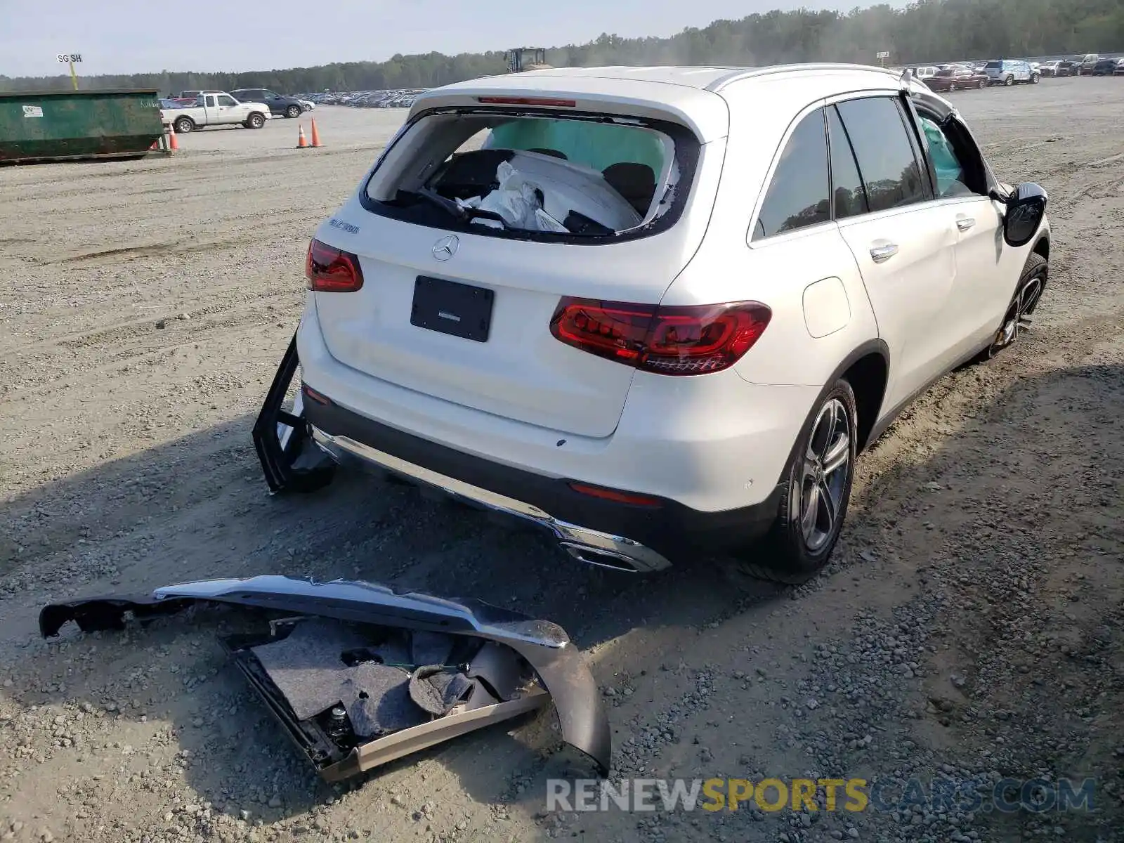 4 Photograph of a damaged car W1N0G8DB1LV257982 MERCEDES-BENZ GLC-CLASS 2020