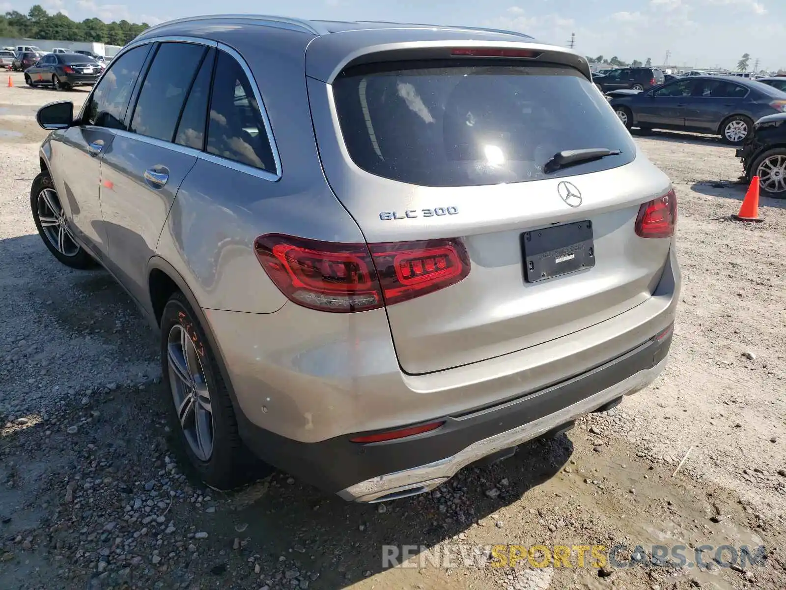 3 Photograph of a damaged car W1N0G8DB2LF864807 MERCEDES-BENZ GLC-CLASS 2020