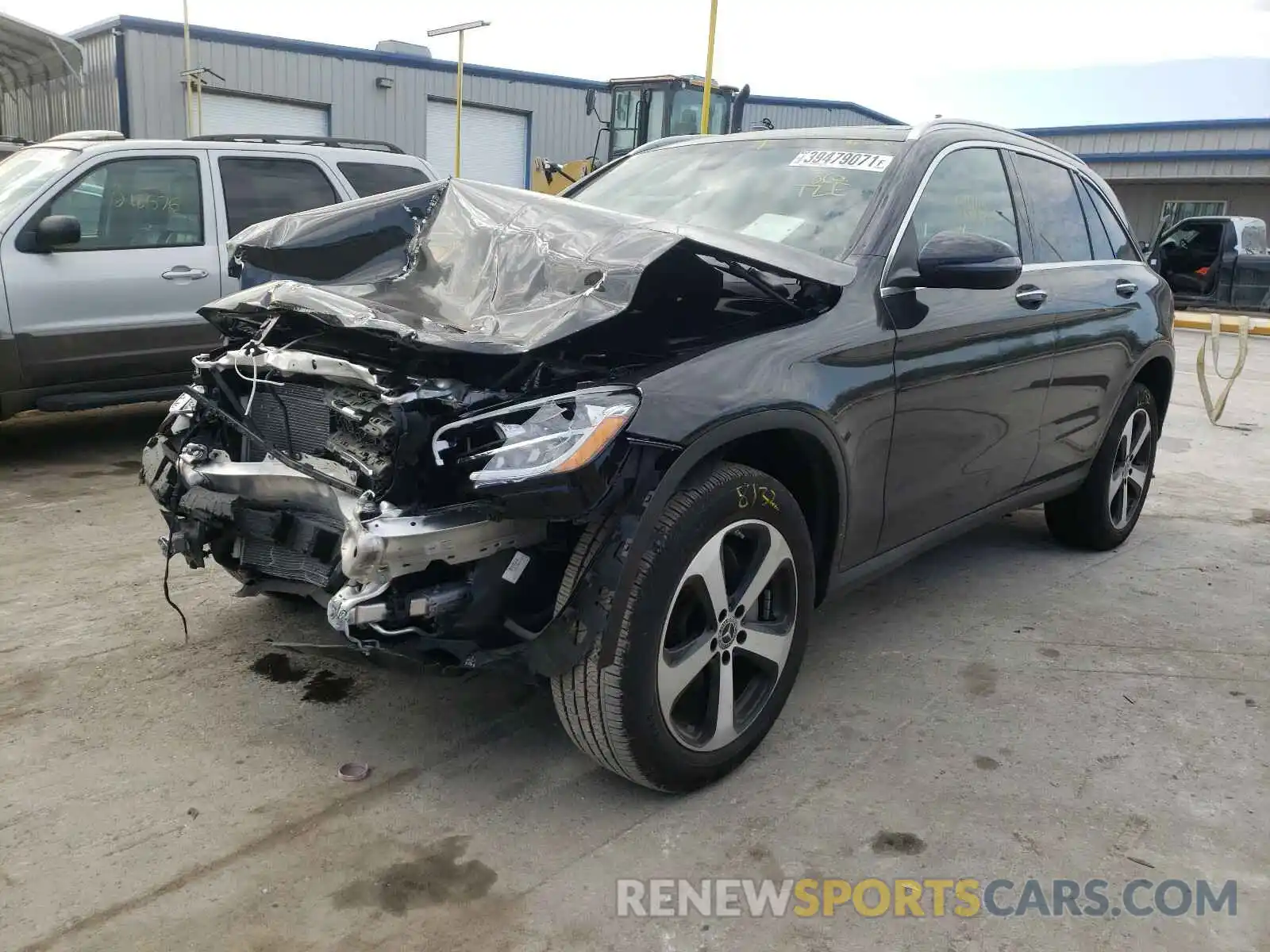 2 Photograph of a damaged car W1N0G8DB3LF768359 MERCEDES-BENZ GLC-CLASS 2020