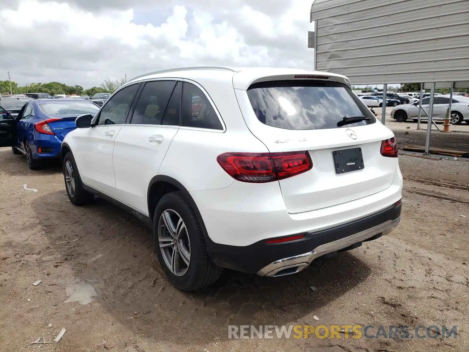 3 Photograph of a damaged car W1N0G8DB4LF785445 MERCEDES-BENZ GLC-CLASS 2020