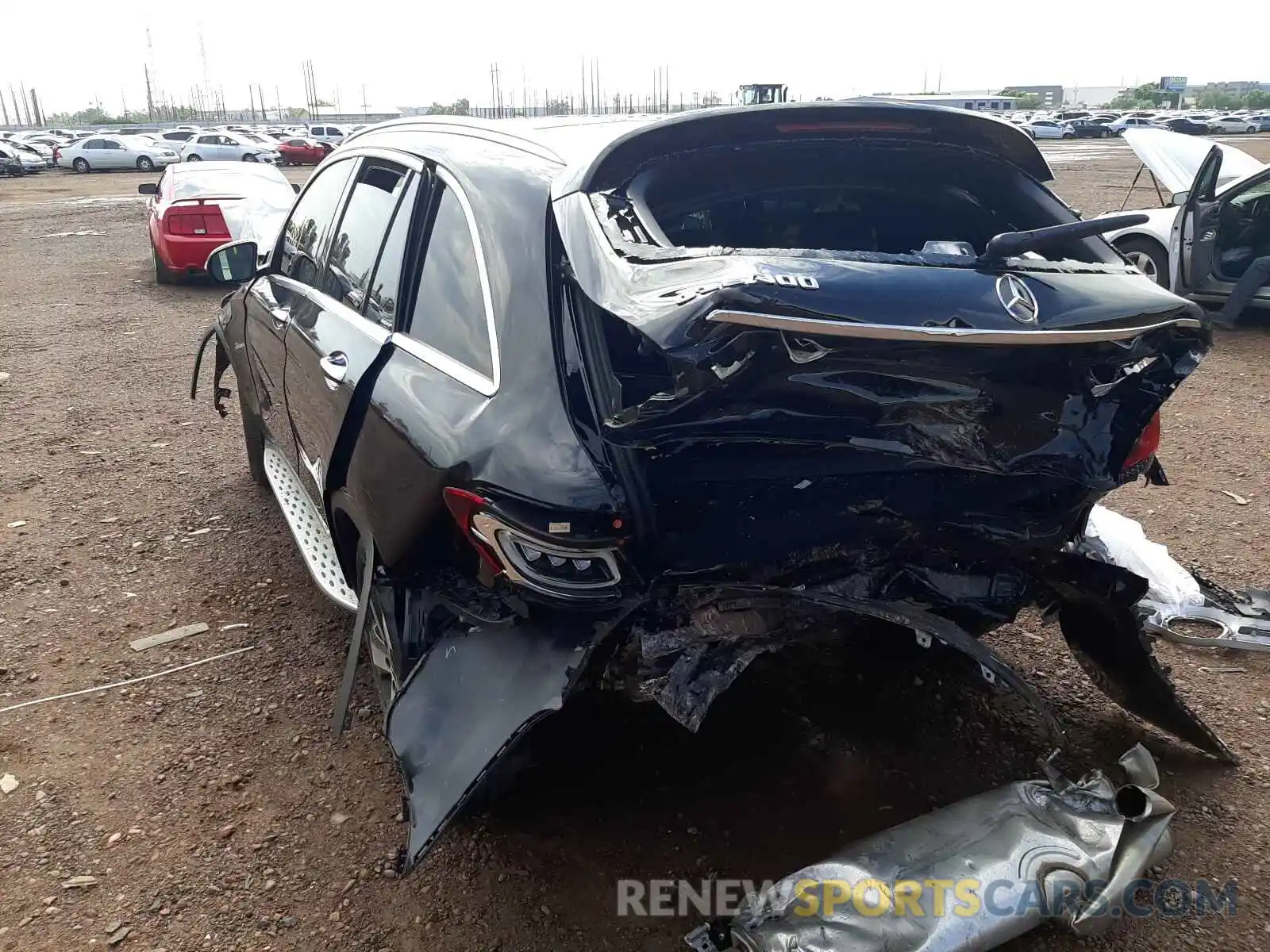 3 Photograph of a damaged car W1N0G8DB5LF821787 MERCEDES-BENZ GLC-CLASS 2020