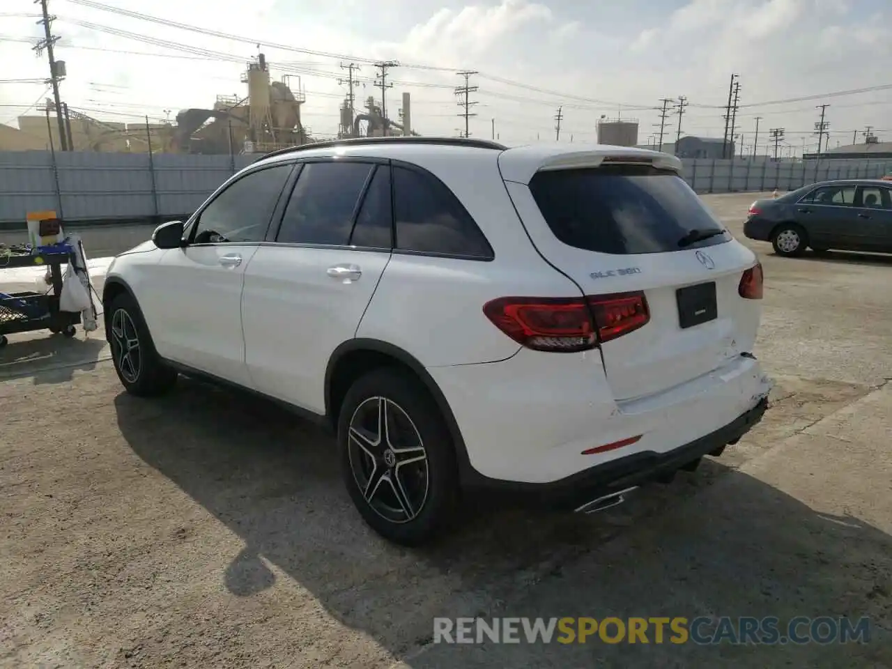 3 Photograph of a damaged car W1N0G8DB5LF859083 MERCEDES-BENZ GLC-CLASS 2020