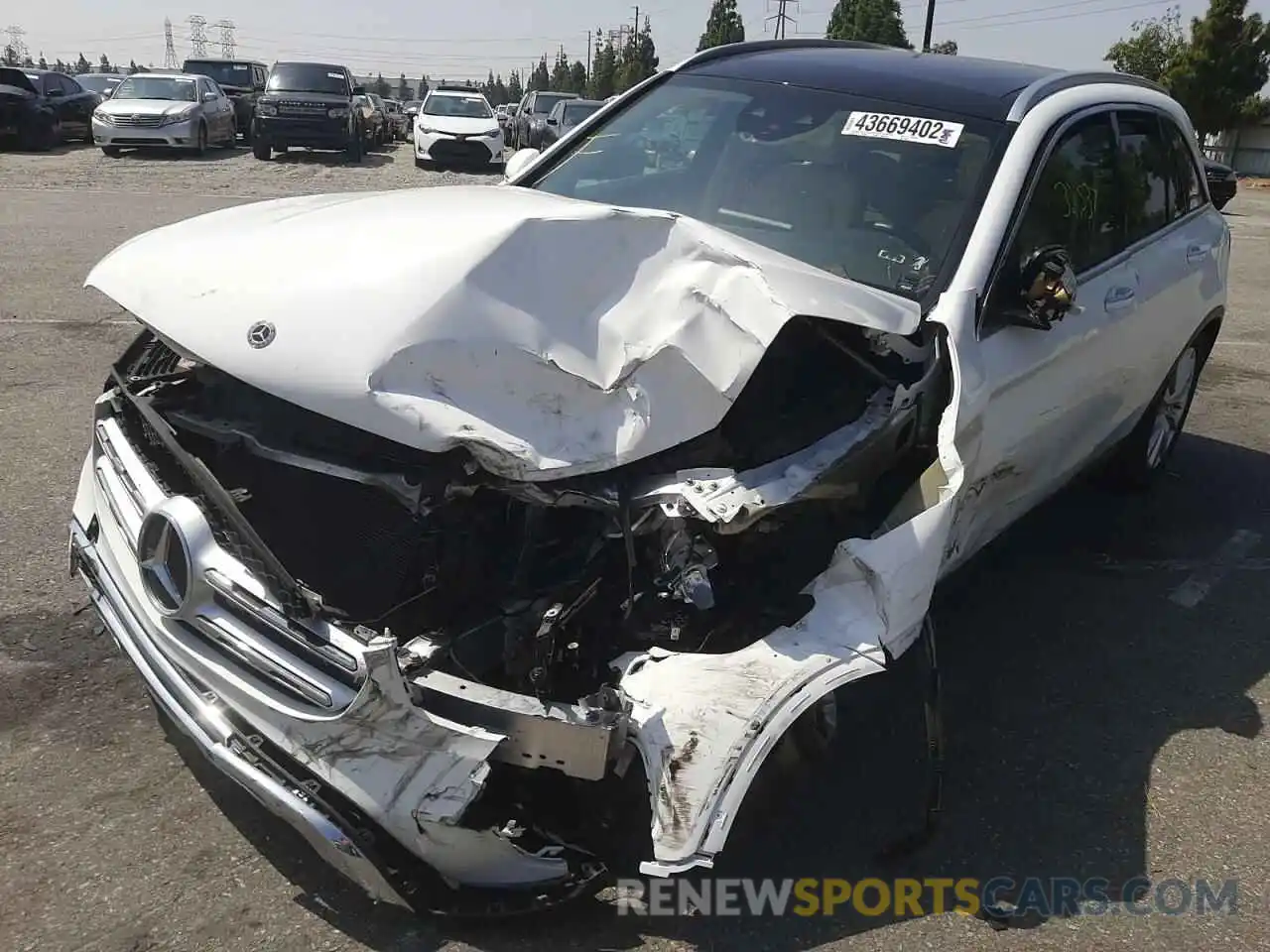 2 Photograph of a damaged car W1N0G8DB6LF759347 MERCEDES-BENZ GLC-CLASS 2020