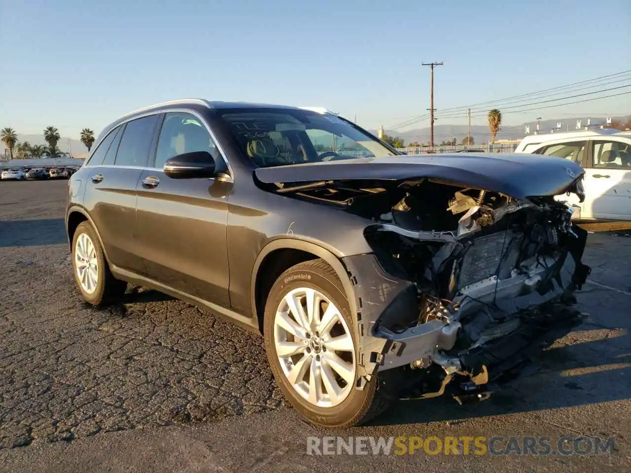 1 Photograph of a damaged car W1N0G8DB6LF774107 MERCEDES-BENZ GLC-CLASS 2020