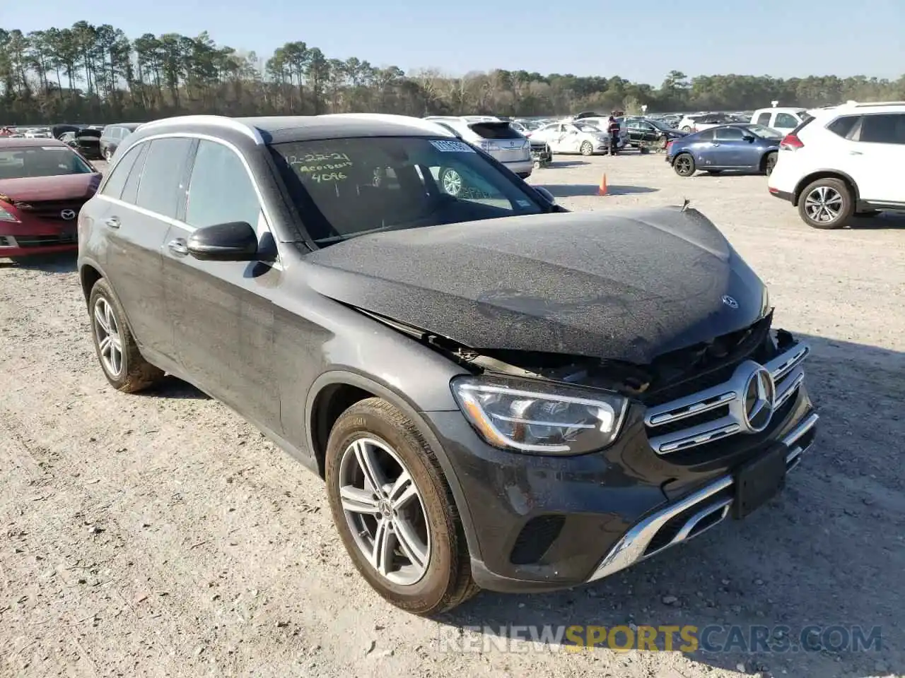 1 Photograph of a damaged car W1N0G8DB6LF864096 MERCEDES-BENZ GLC-CLASS 2020