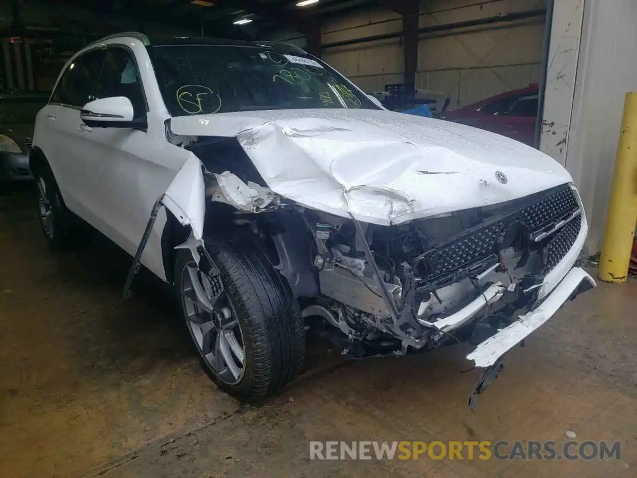 1 Photograph of a damaged car W1N0G8DB7LF780109 MERCEDES-BENZ GLC-CLASS 2020