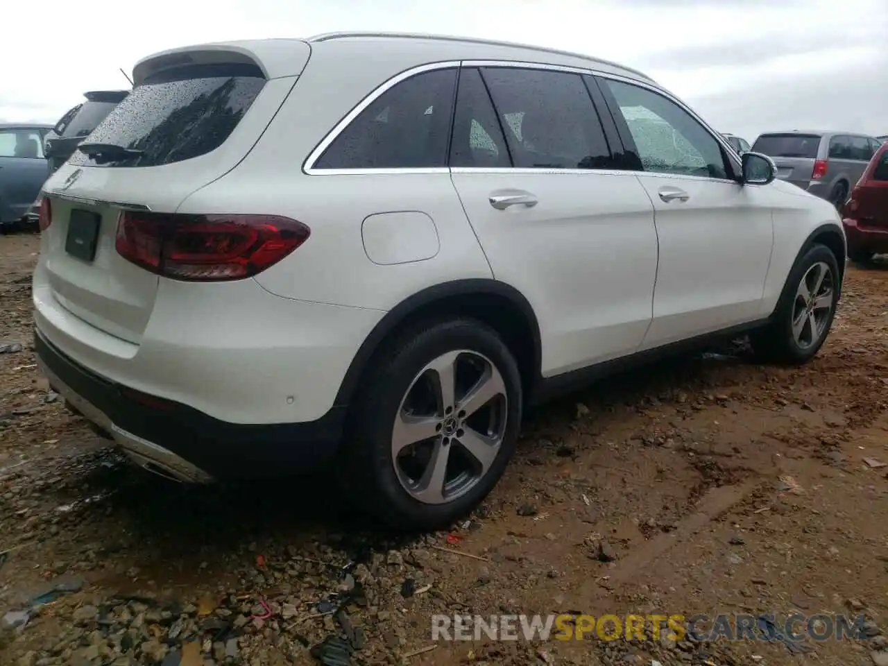 4 Photograph of a damaged car W1N0G8DB7LF865063 MERCEDES-BENZ GLC-CLASS 2020