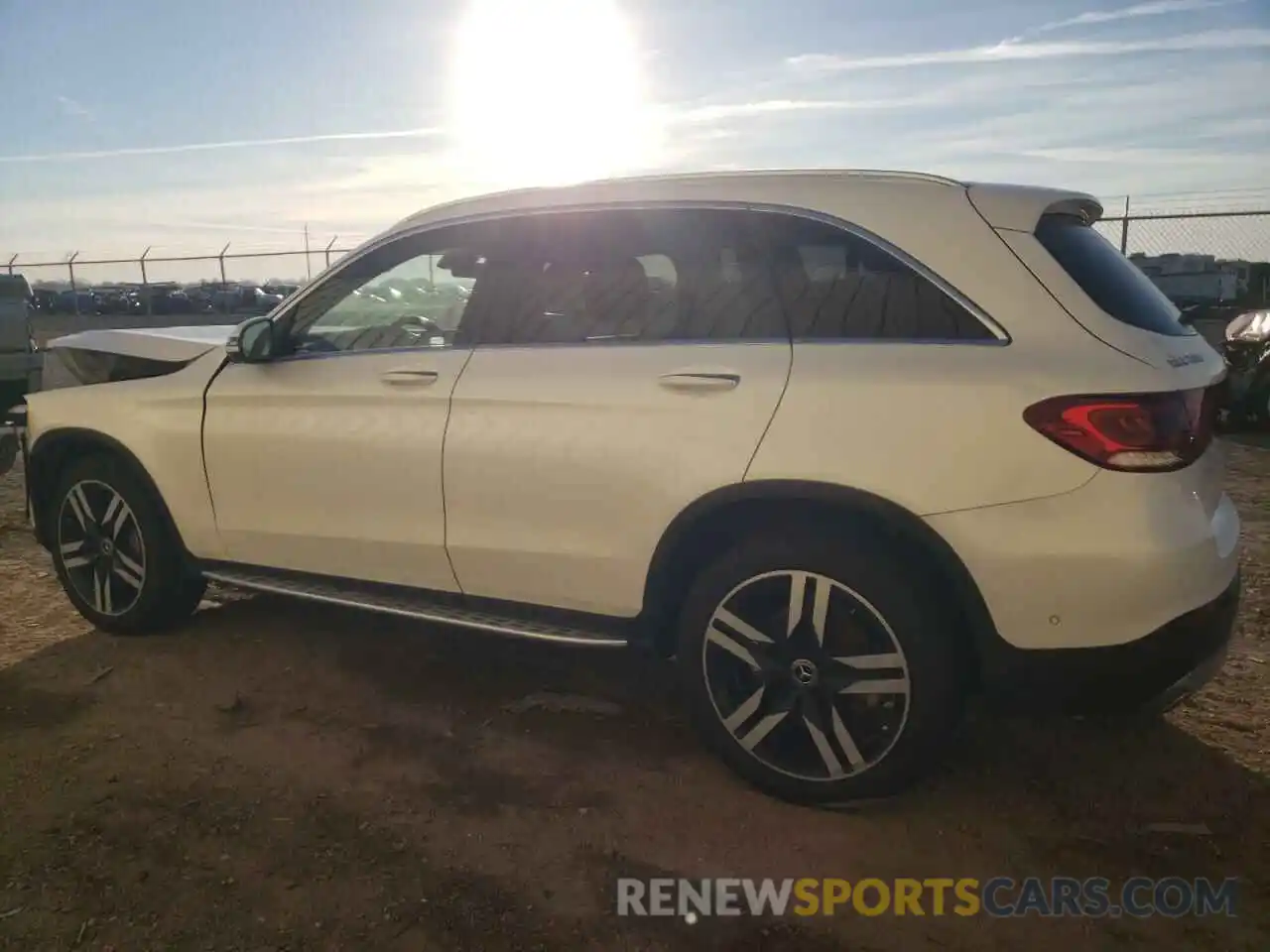 2 Photograph of a damaged car W1N0G8DB8LF795153 MERCEDES-BENZ GLC-CLASS 2020