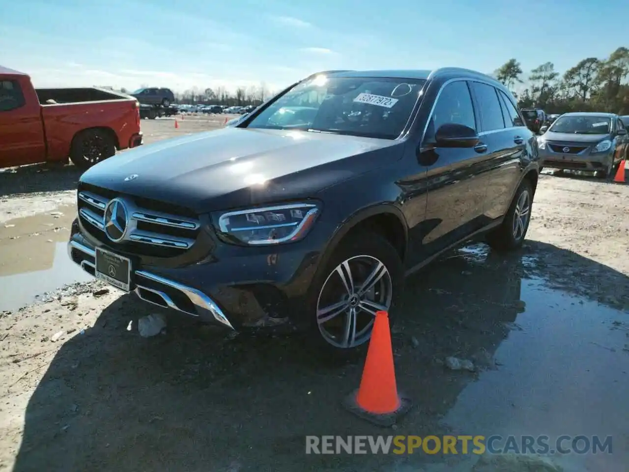 2 Photograph of a damaged car W1N0G8DB9LF759990 MERCEDES-BENZ GLC-CLASS 2020