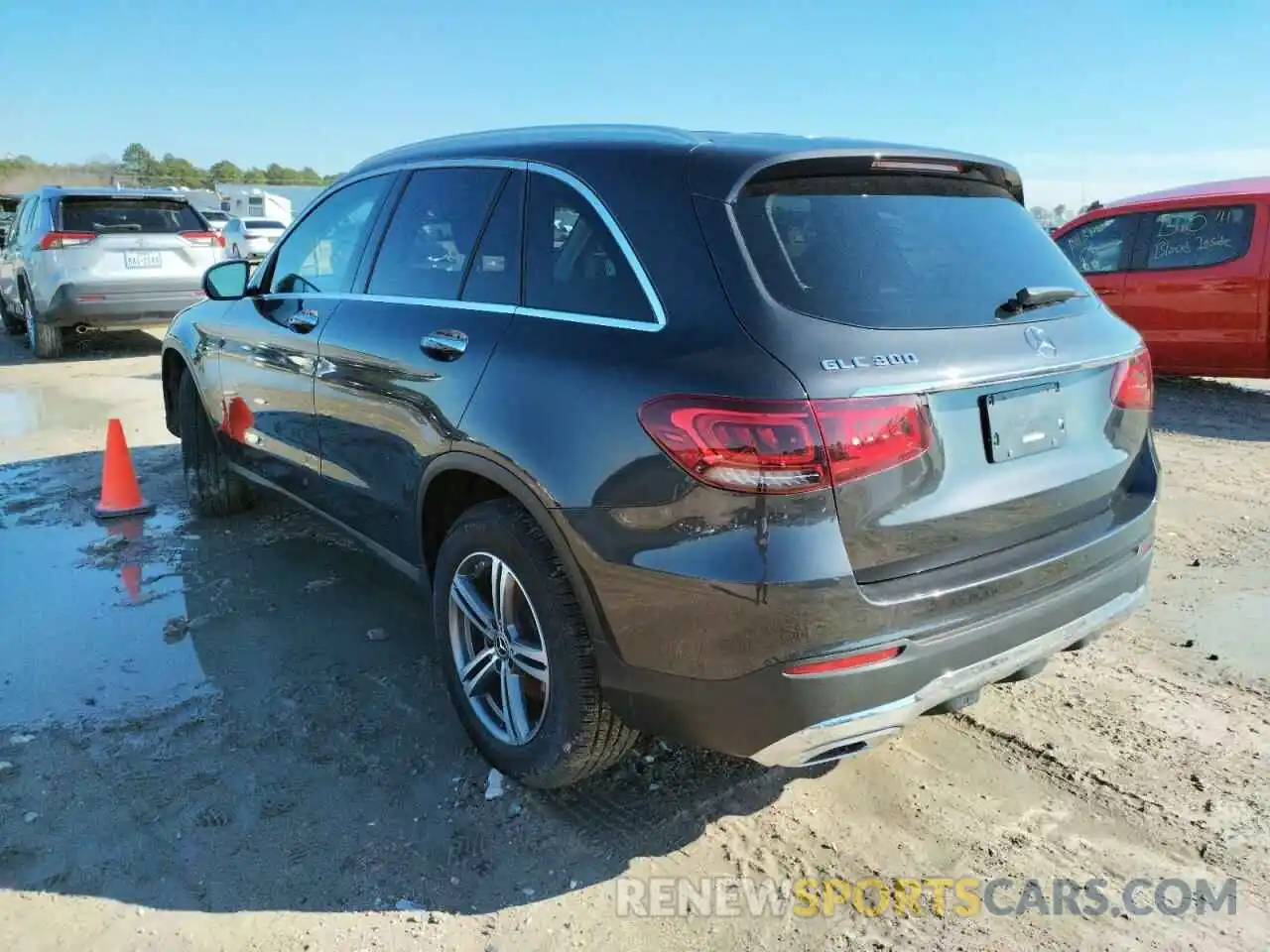 3 Photograph of a damaged car W1N0G8DB9LF759990 MERCEDES-BENZ GLC-CLASS 2020