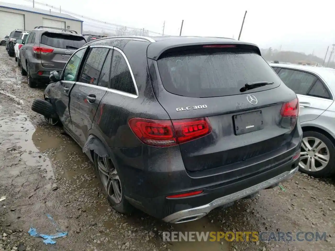 3 Photograph of a damaged car W1N0G8DB9LF769628 MERCEDES-BENZ GLC-CLASS 2020