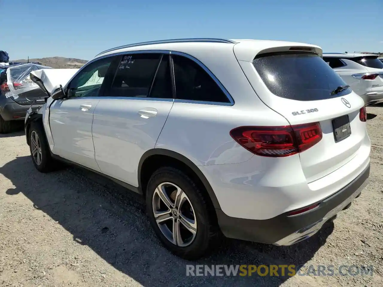 3 Photograph of a damaged car W1N0G8DB9LF775607 MERCEDES-BENZ GLC-CLASS 2020