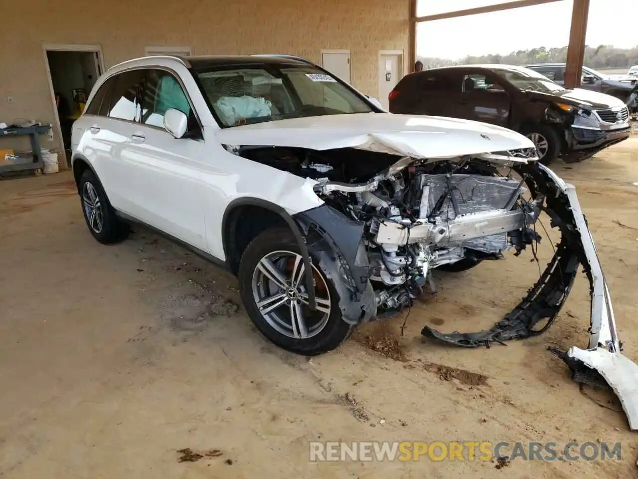 1 Photograph of a damaged car W1N0G8DB9LV258815 MERCEDES-BENZ GLC-CLASS 2020