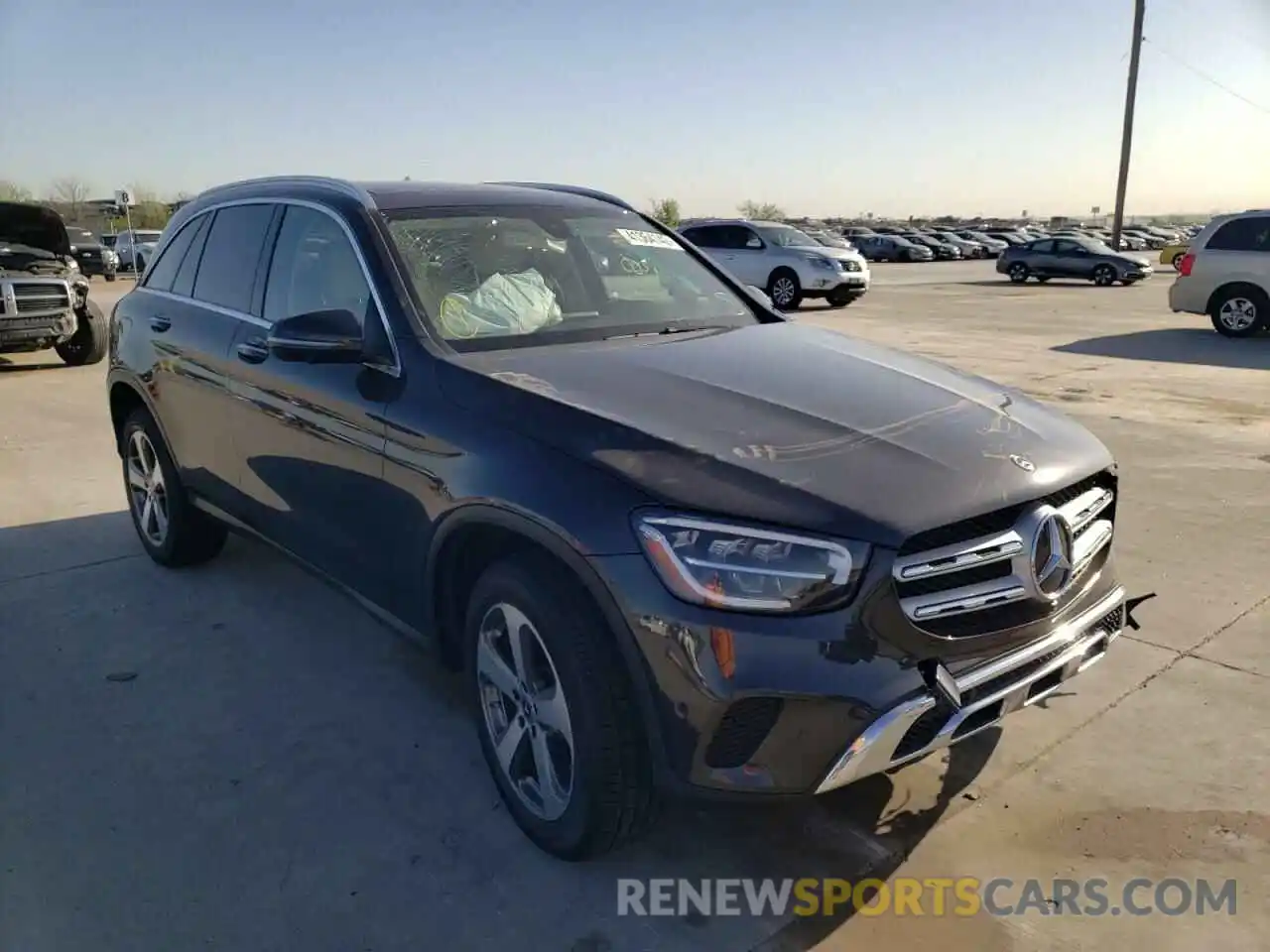 1 Photograph of a damaged car W1N0G8DBXLF835331 MERCEDES-BENZ GLC-CLASS 2020