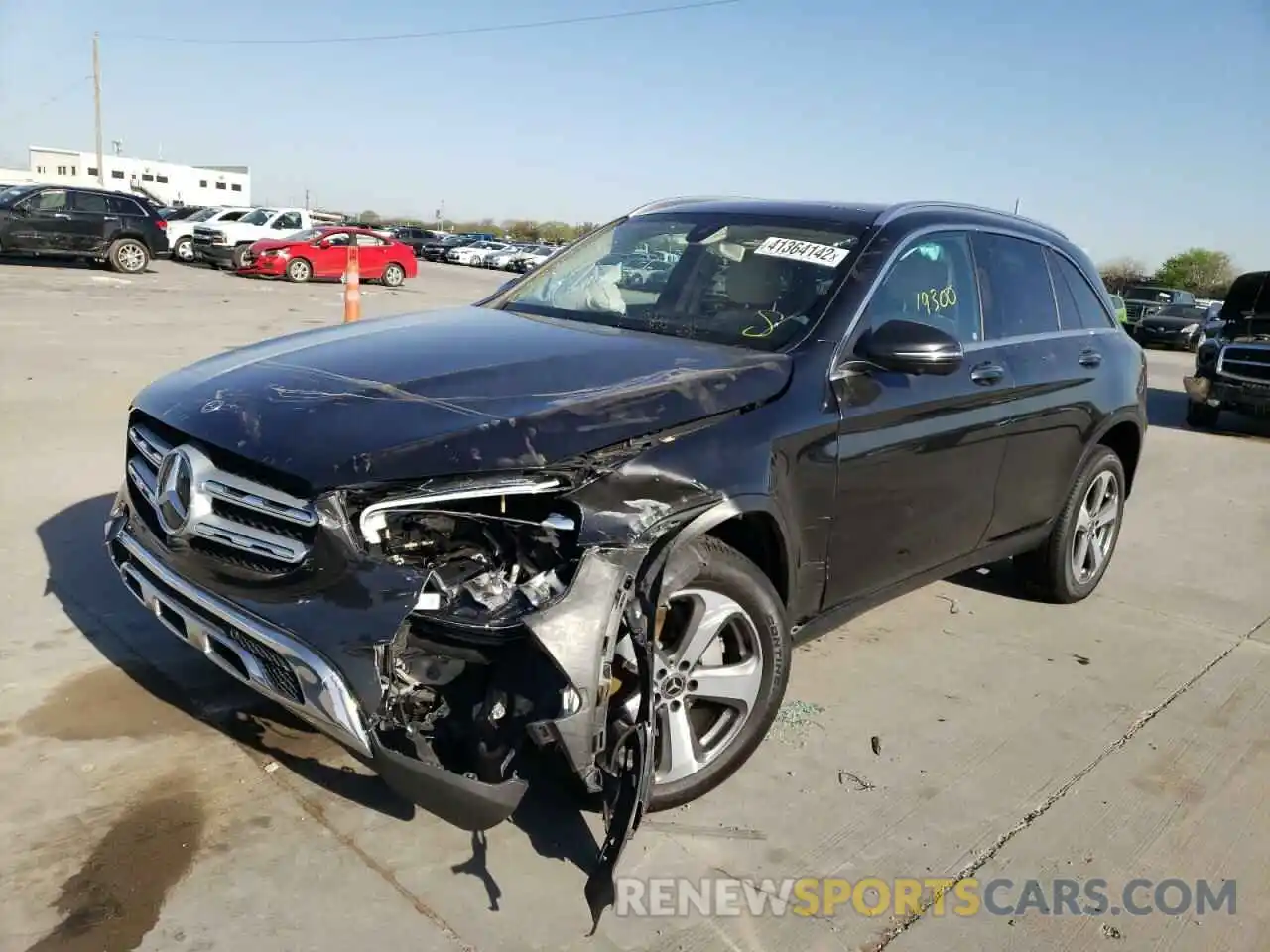 2 Photograph of a damaged car W1N0G8DBXLF835331 MERCEDES-BENZ GLC-CLASS 2020