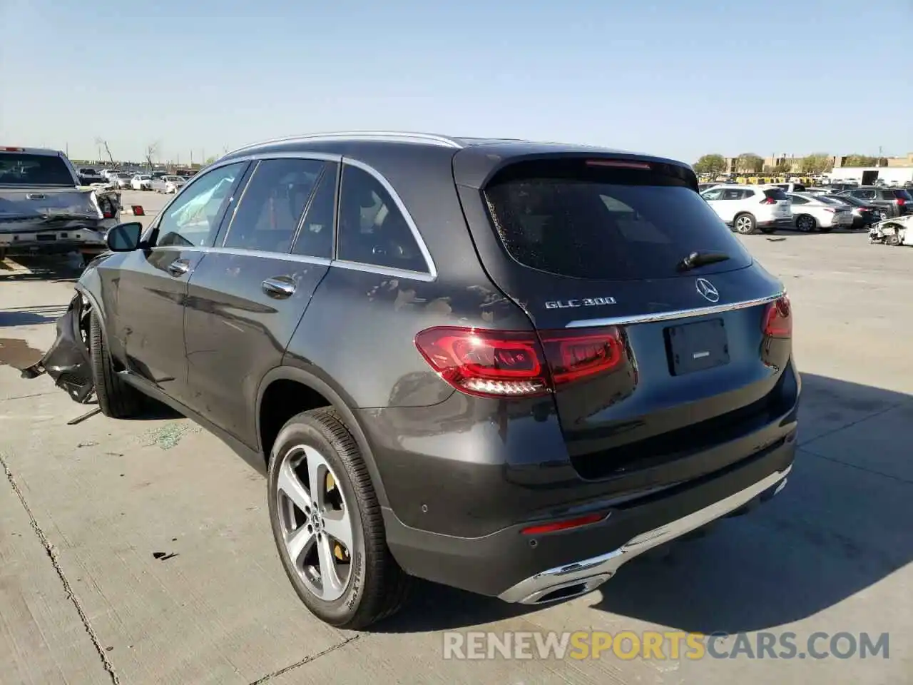 3 Photograph of a damaged car W1N0G8DBXLF835331 MERCEDES-BENZ GLC-CLASS 2020